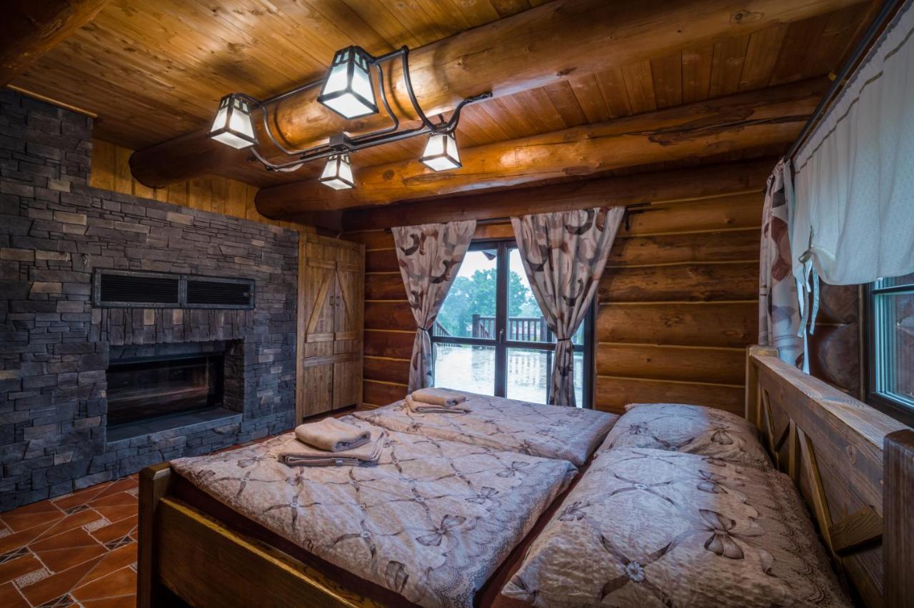 Ranch Jestrebice Hotel Hermanicky Екстериор снимка