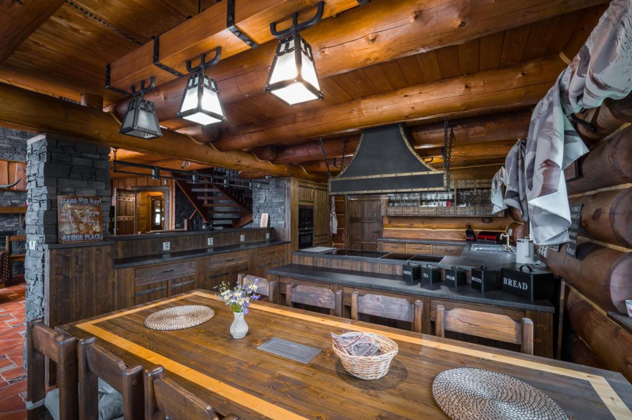 Ranch Jestrebice Hotel Hermanicky Екстериор снимка