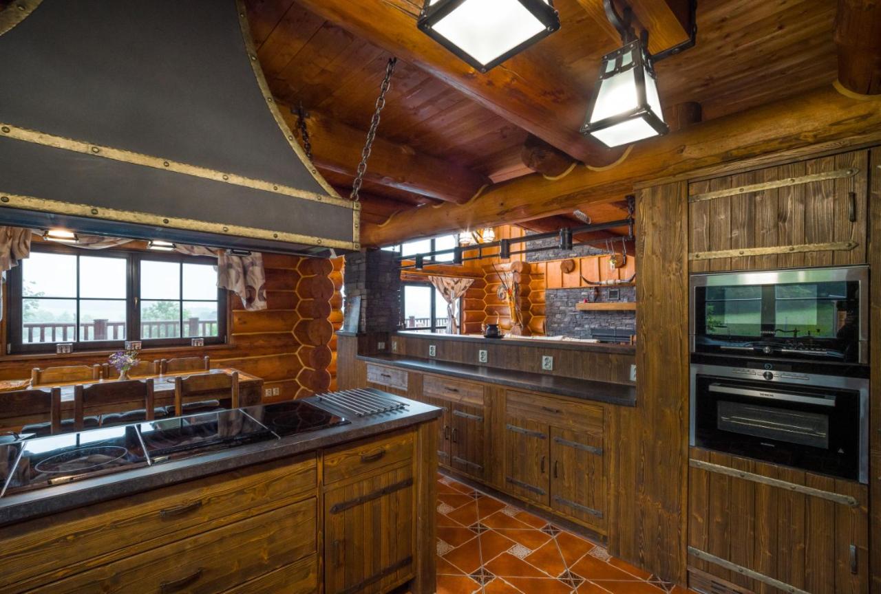Ranch Jestrebice Hotel Hermanicky Екстериор снимка