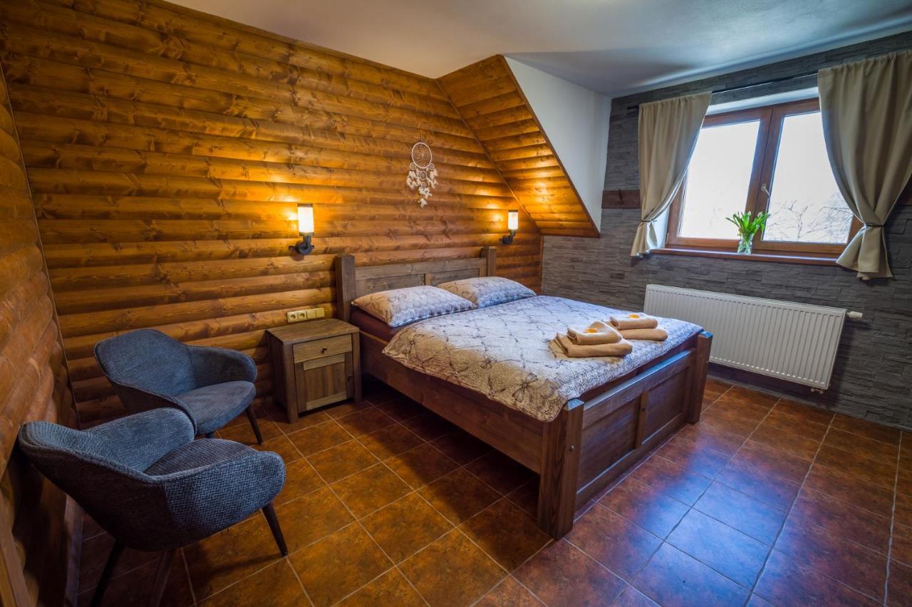 Ranch Jestrebice Hotel Hermanicky Екстериор снимка