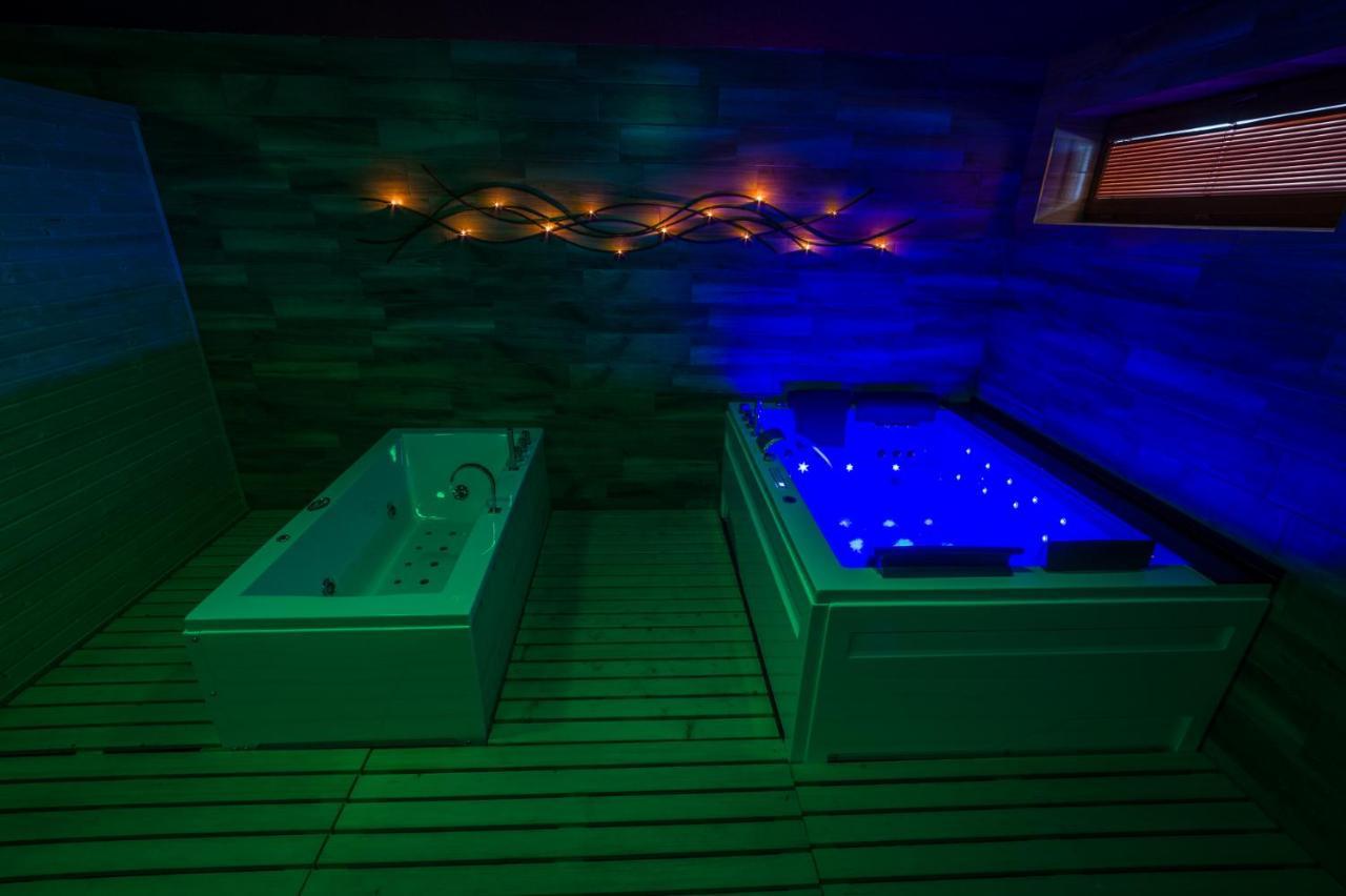 Ranch Jestrebice Hotel Hermanicky Екстериор снимка